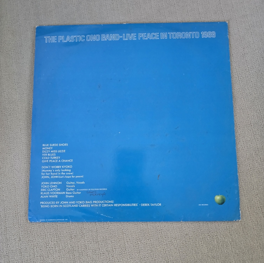 The Plastic Ono Band Live Album Cover